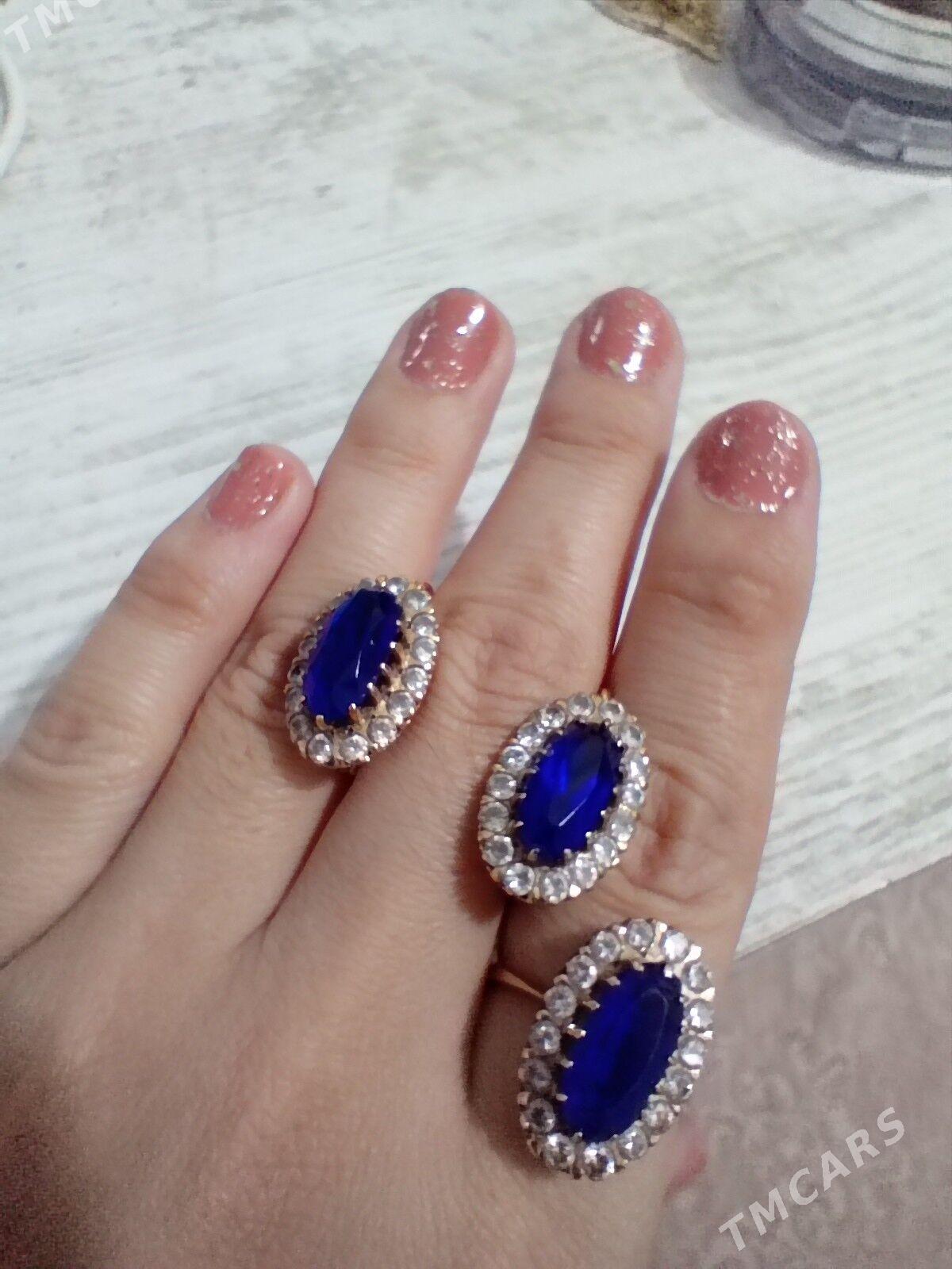 GyzyL kompLekt - Туркменбаши - img 2