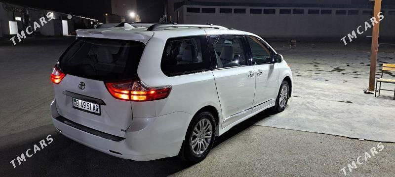 Toyota Sienna 2018 - 369 000 TMT - Ашхабад - img 3