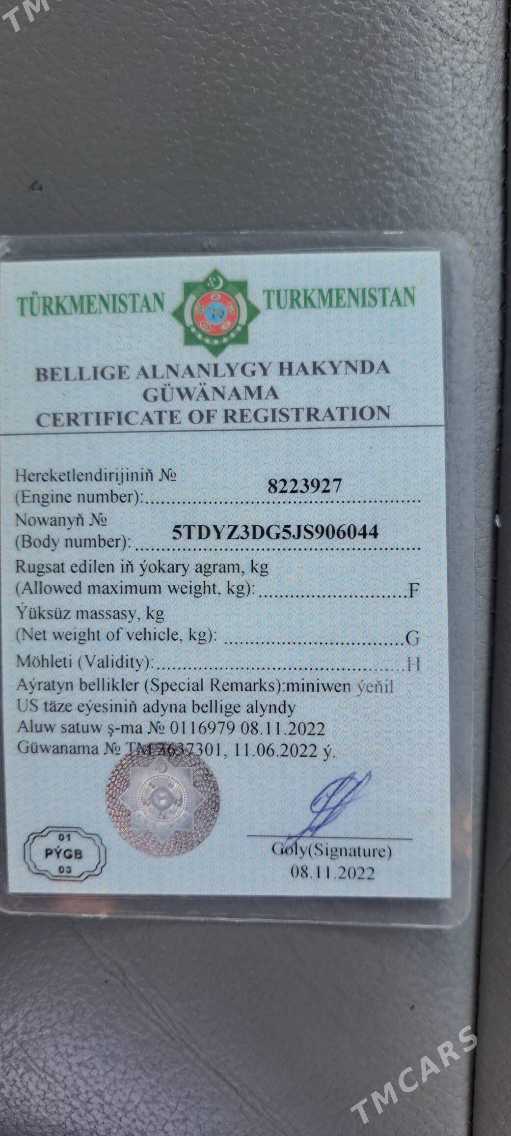 Toyota Sienna 2018 - 369 000 TMT - Ашхабад - img 9