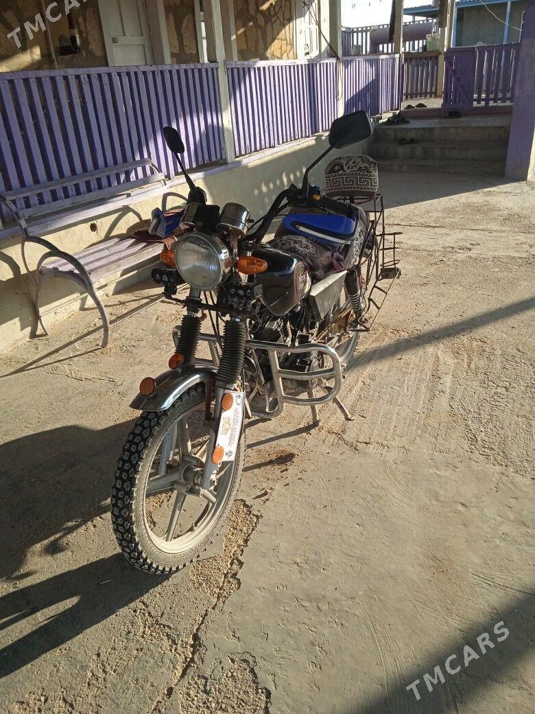 Honda Accord 2022 - 10 000 TMT - Esenguly - img 1