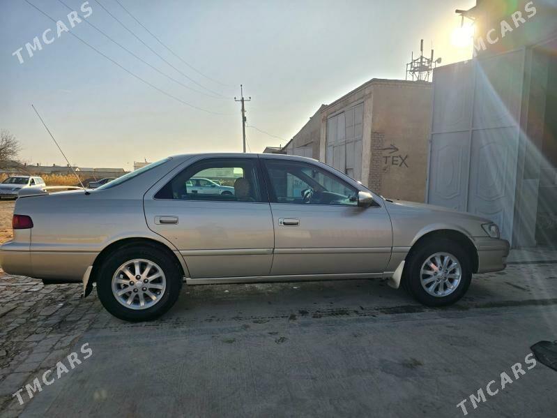 Toyota Camry 2000 - 180 000 TMT - Гурбансолтан Едже - img 5