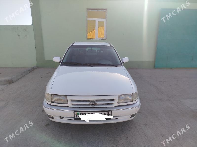 Opel Astra 1994 - 50 000 TMT - Ак-Бугдайский этрап - img 10