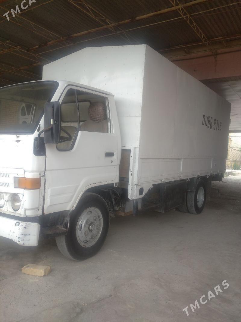 Toyota Dyna 1993 - 90 000 TMT - Чарджоу - img 3