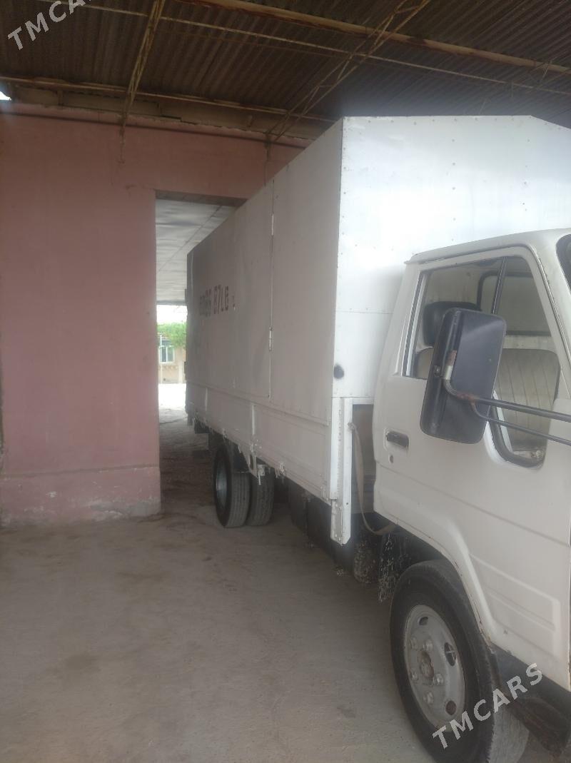 Toyota Dyna 1993 - 90 000 TMT - Чарджоу - img 4