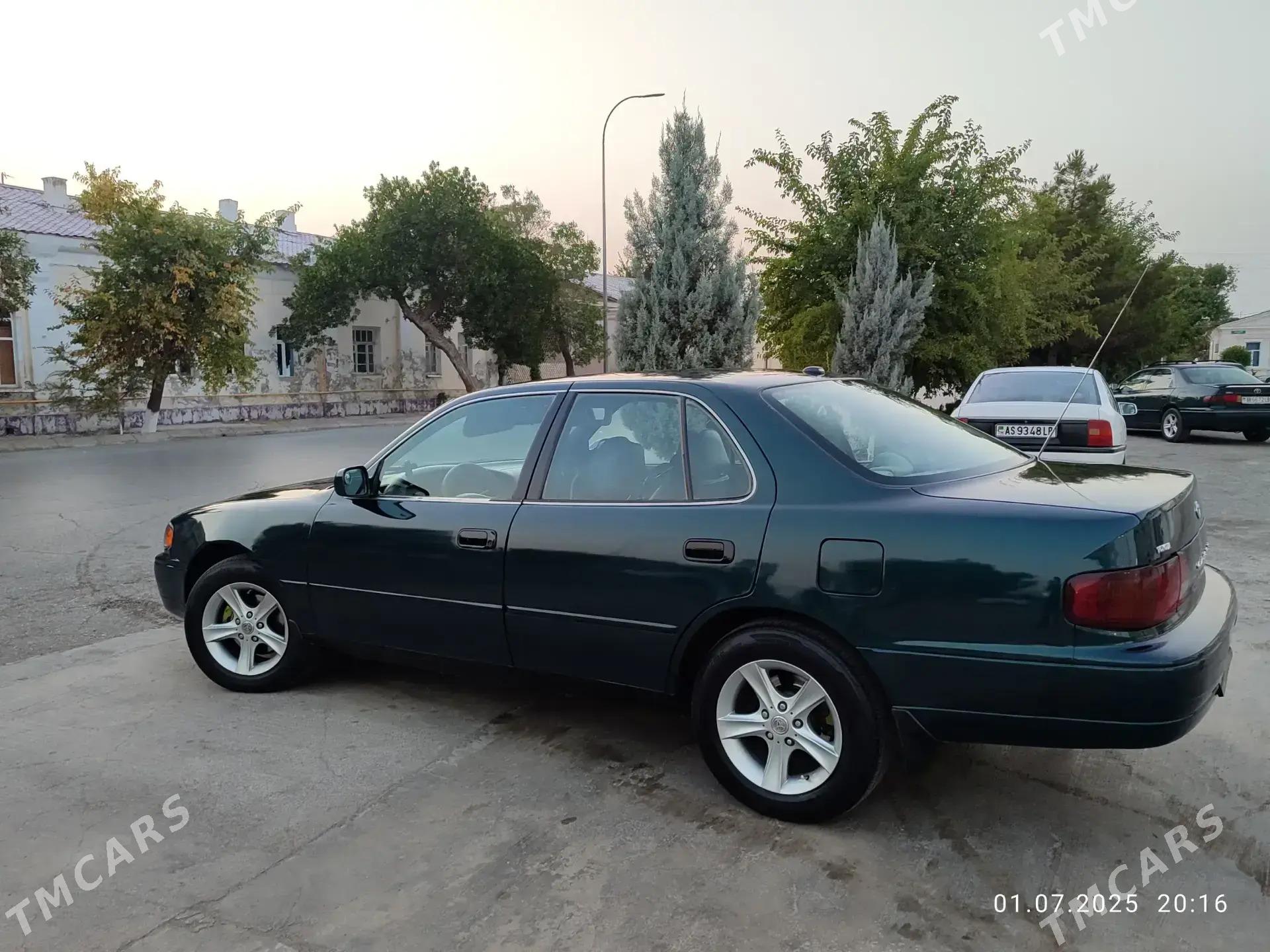 Toyota Camry 1996 - 130 000 TMT - Dänew - img 2