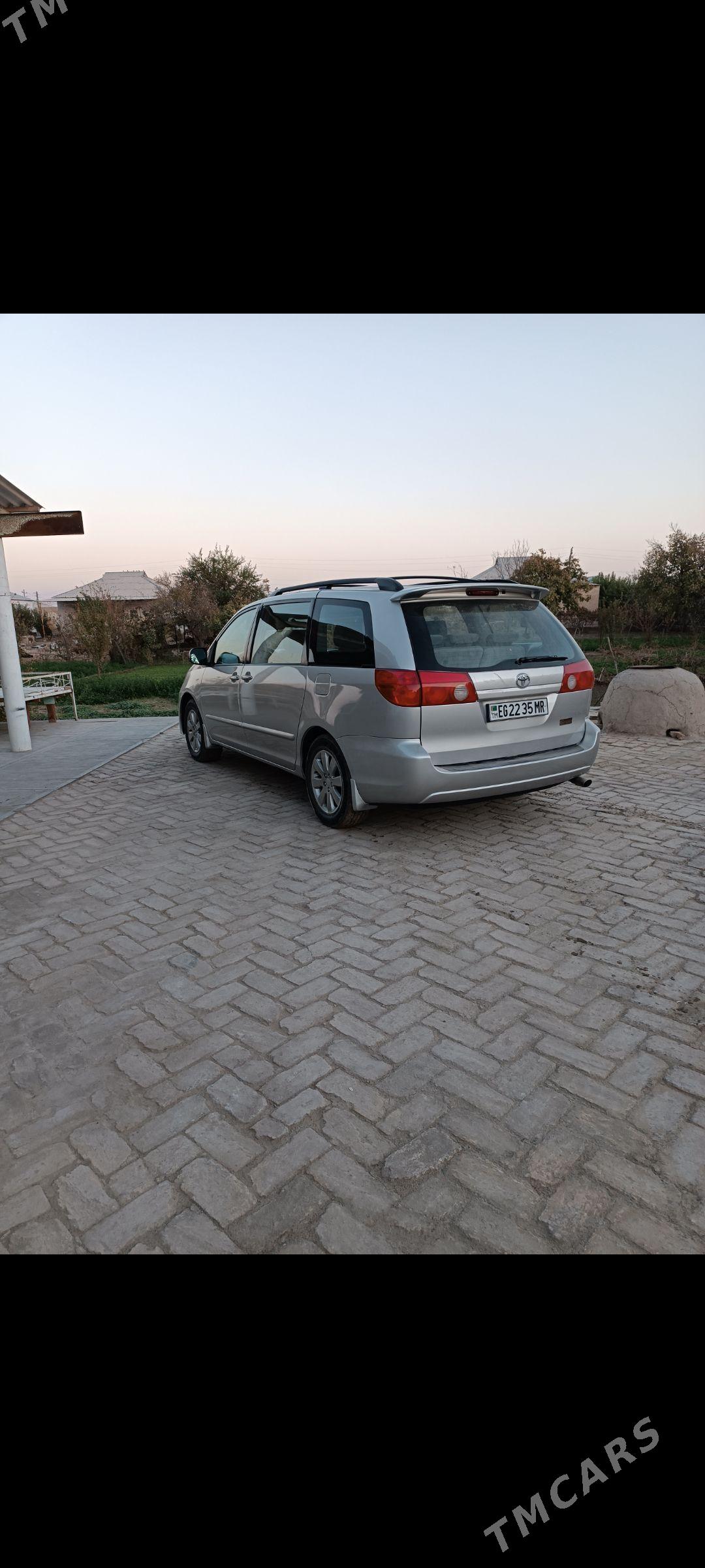 Toyota Sienna 2006 - 250 000 TMT - Mary - img 2