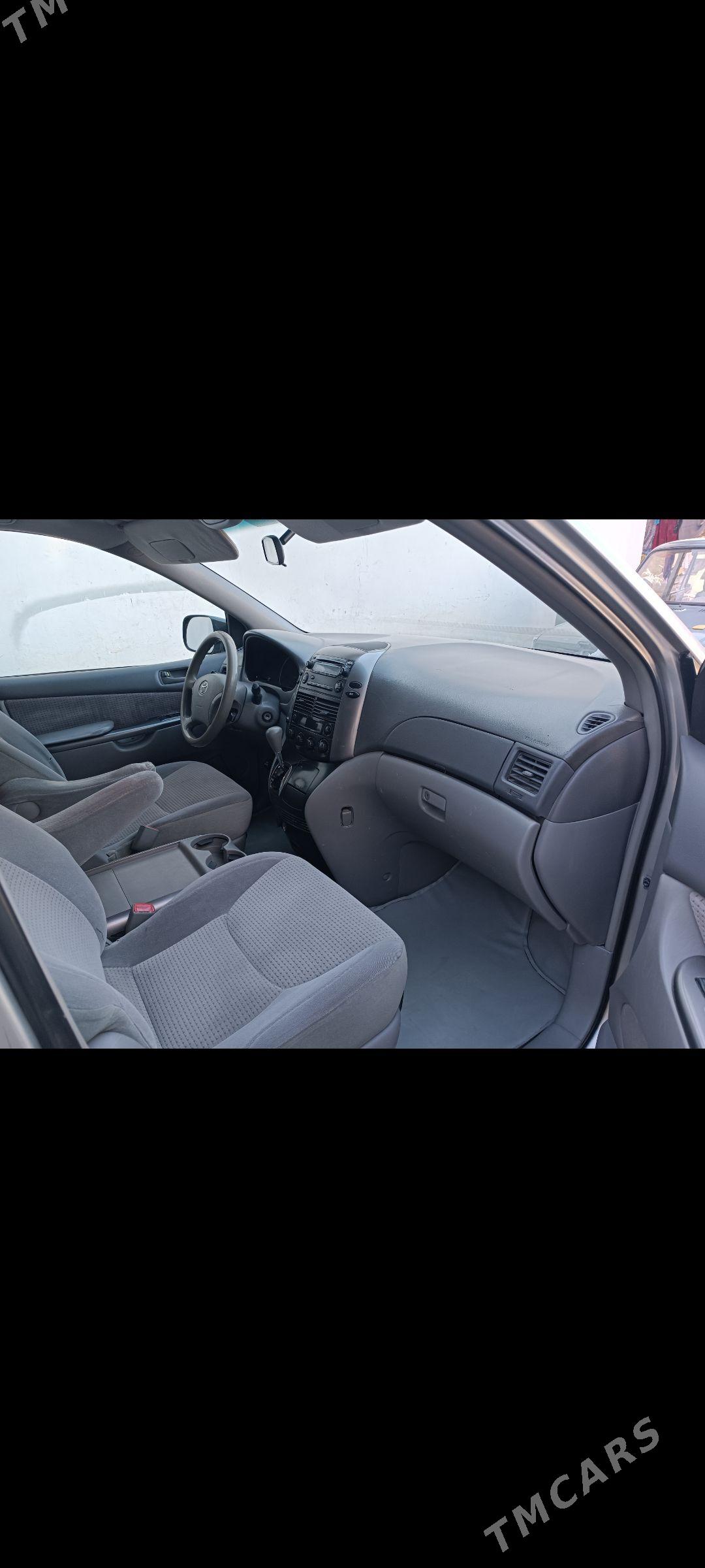 Toyota Sienna 2006 - 250 000 TMT - Mary - img 5
