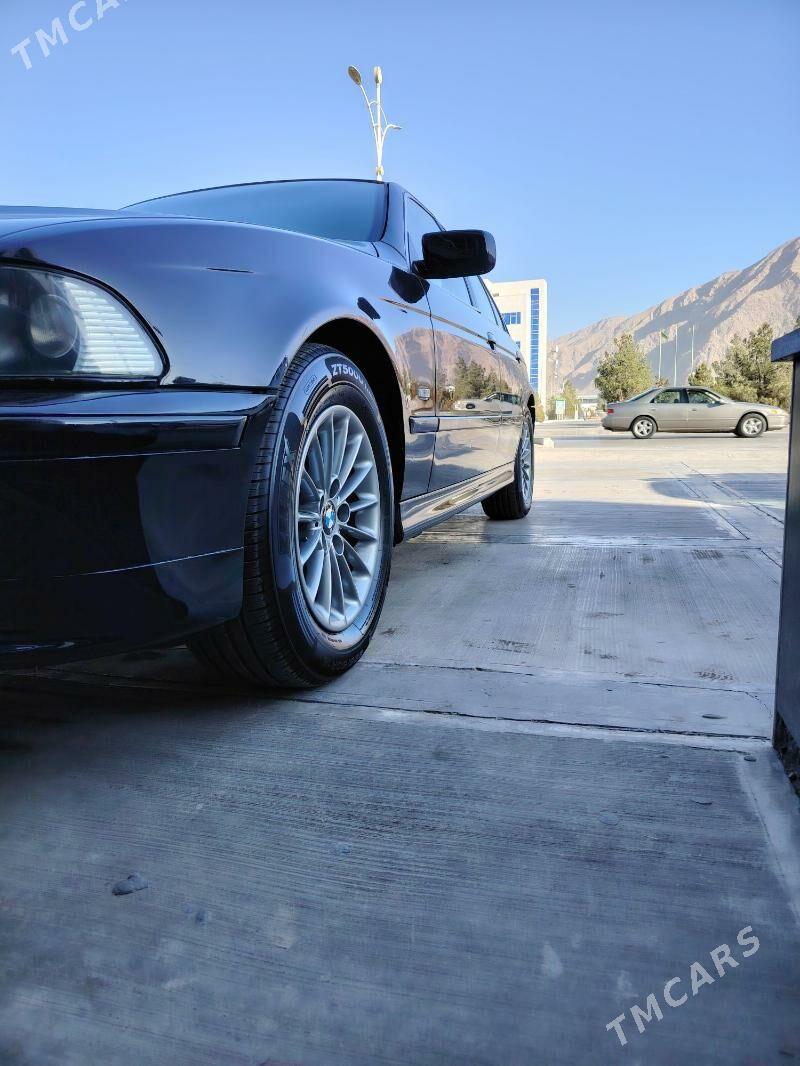 BMW E39 1999 - 139 000 TMT - Балканабат - img 2