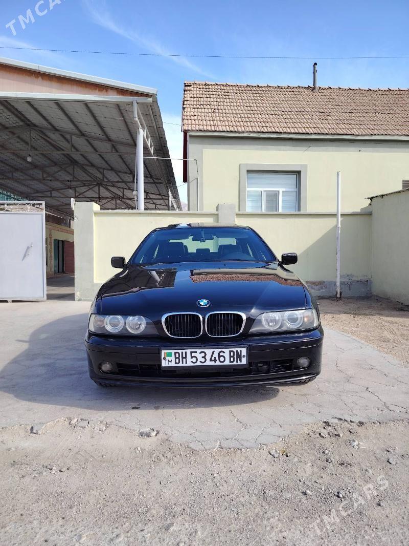 BMW E39 1999 - 139 000 TMT - Балканабат - img 5