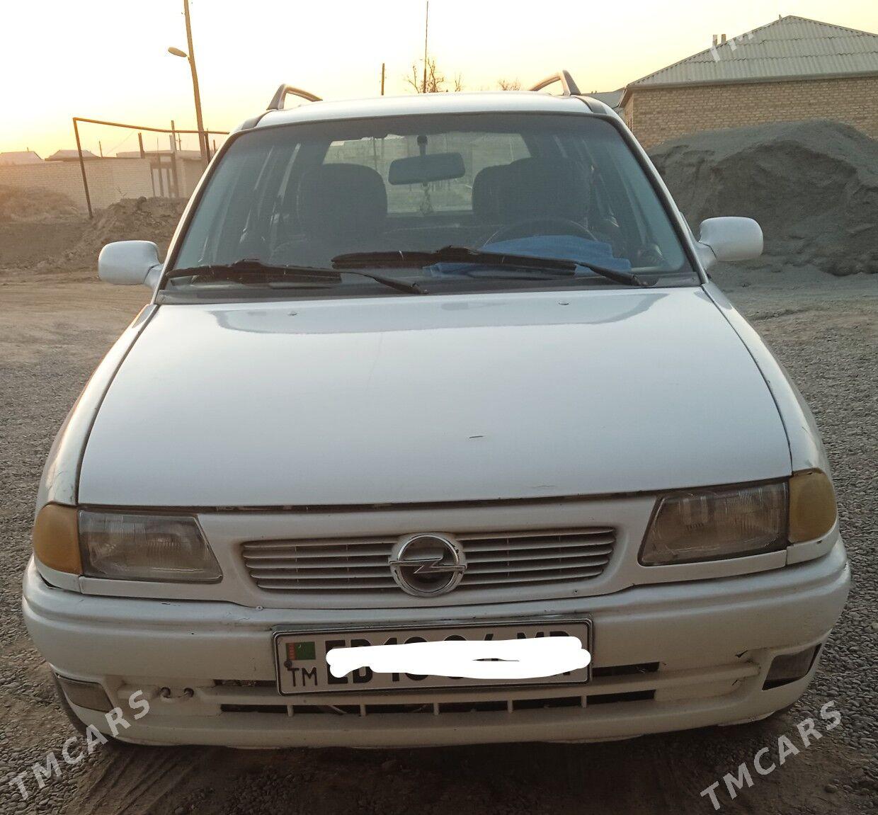 Opel Astra 1995 - 42 000 TMT - Мары - img 2