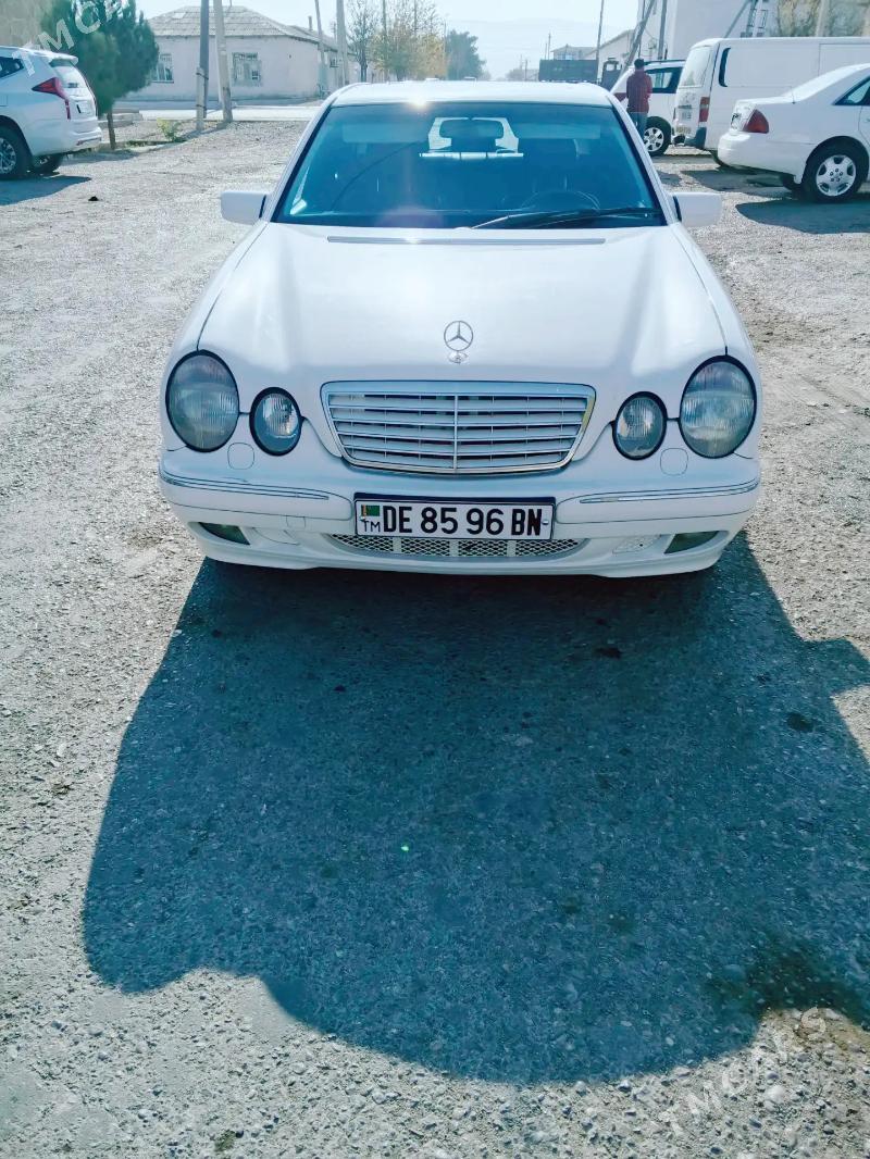 Mercedes-Benz E320 2001 - 110 000 TMT - Gyzylarbat - img 5