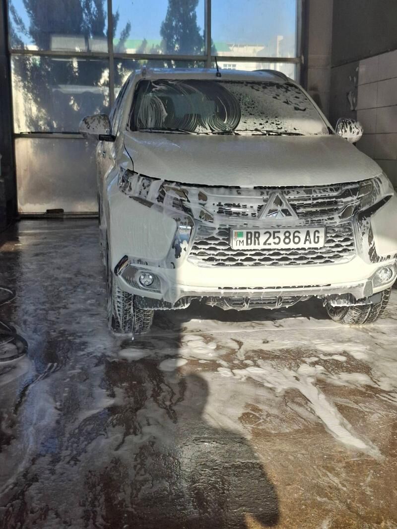 Mitsubishi Montero Sport 2019 - 400 000 TMT - Багир - img 3