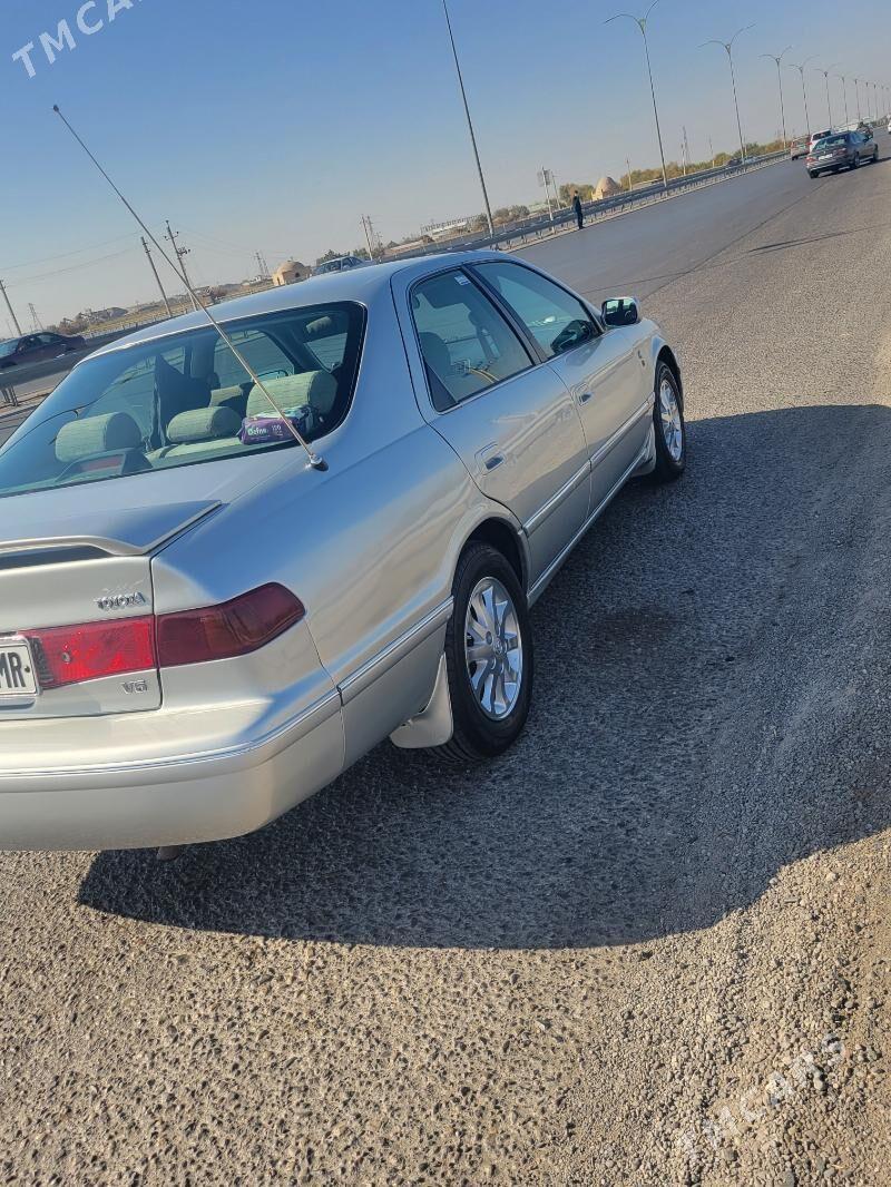 Toyota Camry 2000 - 170 000 TMT - Мары - img 2