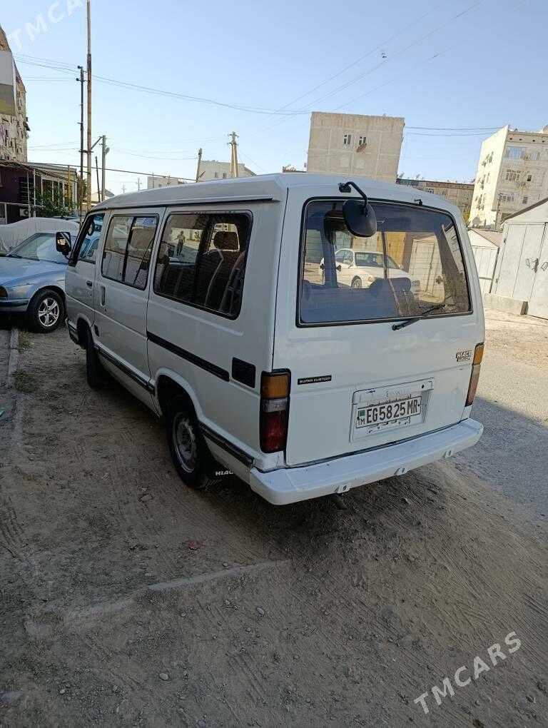 Toyota Hiace 1993 - 58 000 TMT - Мары - img 4