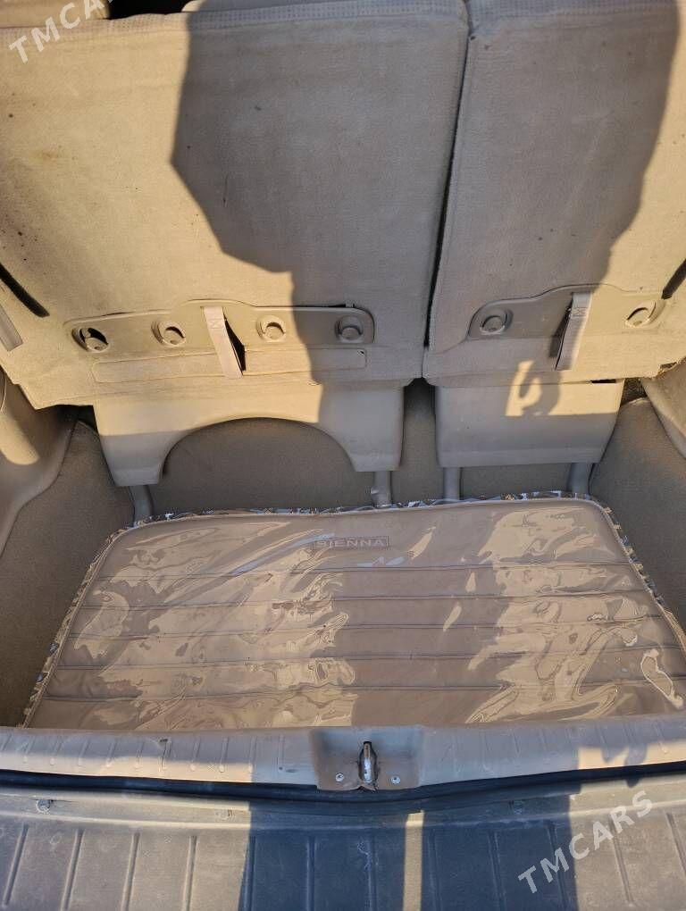 Toyota Sienna 2004 - 250 000 TMT - Mary - img 5