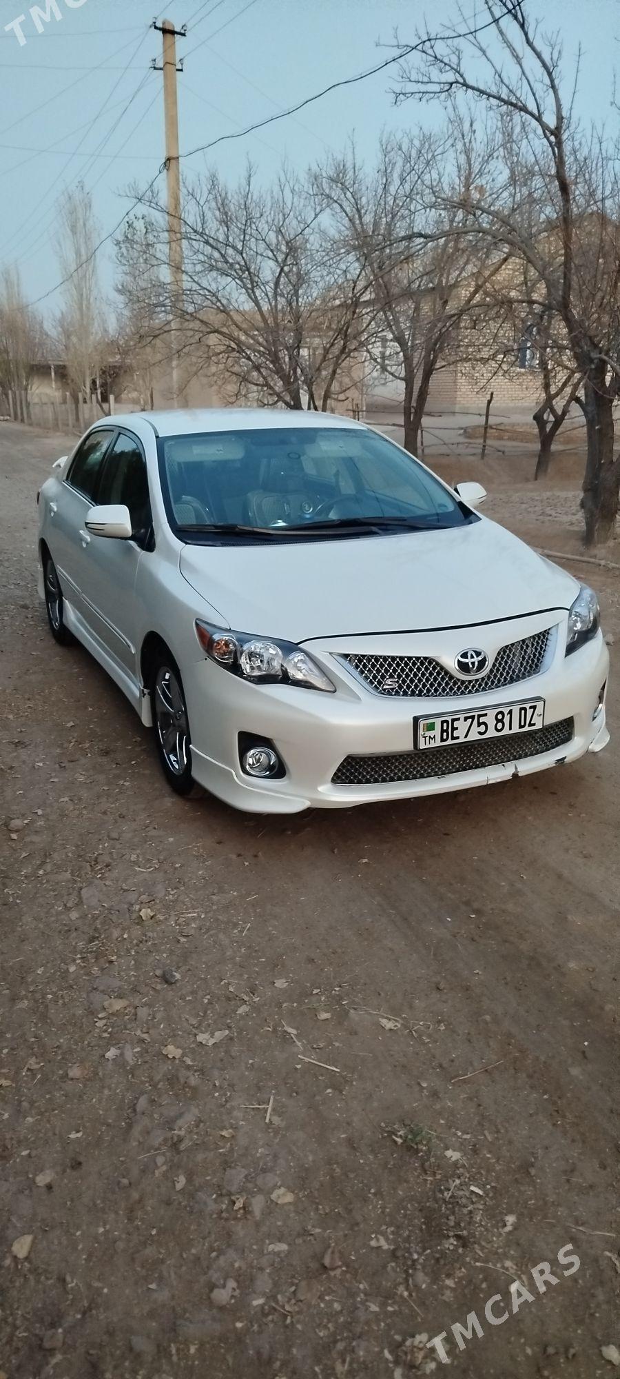 Toyota Corolla 2010 - 152 000 TMT - Дашогуз - img 7