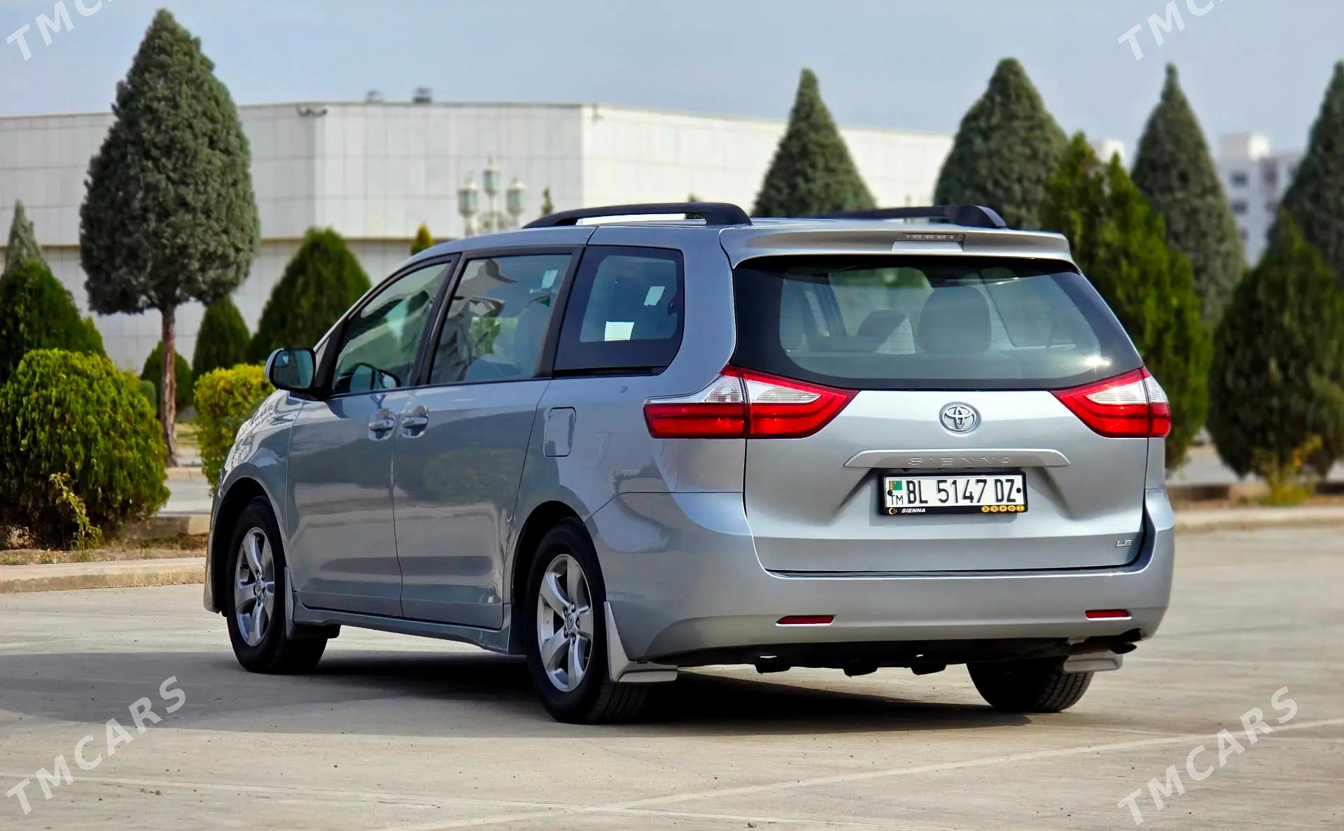 Toyota Sienna 2016 - 345 000 TMT - Şabat etr. - img 2