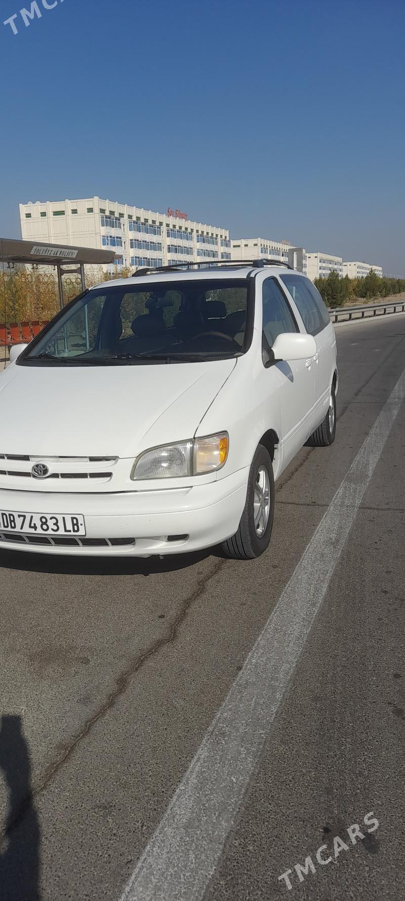 Toyota Sienna 2001 - 170 000 TMT - Туркменабат - img 2
