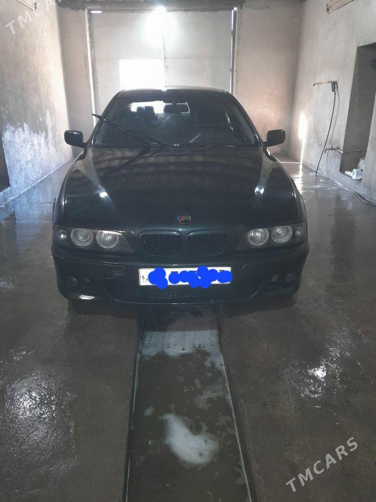 BMW E39 1997 - 85 000 TMT - Гурбансолтан Едже - img 3