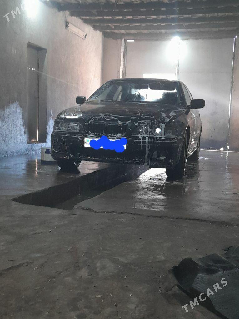 BMW E39 1997 - 85 000 TMT - Гурбансолтан Едже - img 4