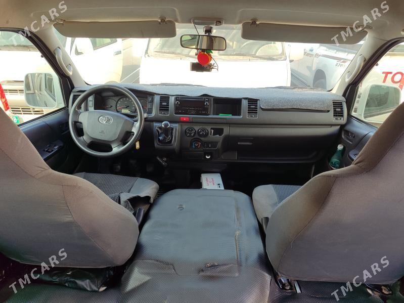 Toyota Hiace 2017 - 490 000 TMT - Анев - img 4