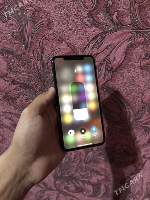 iPhone Xs Max - Mary - img 7