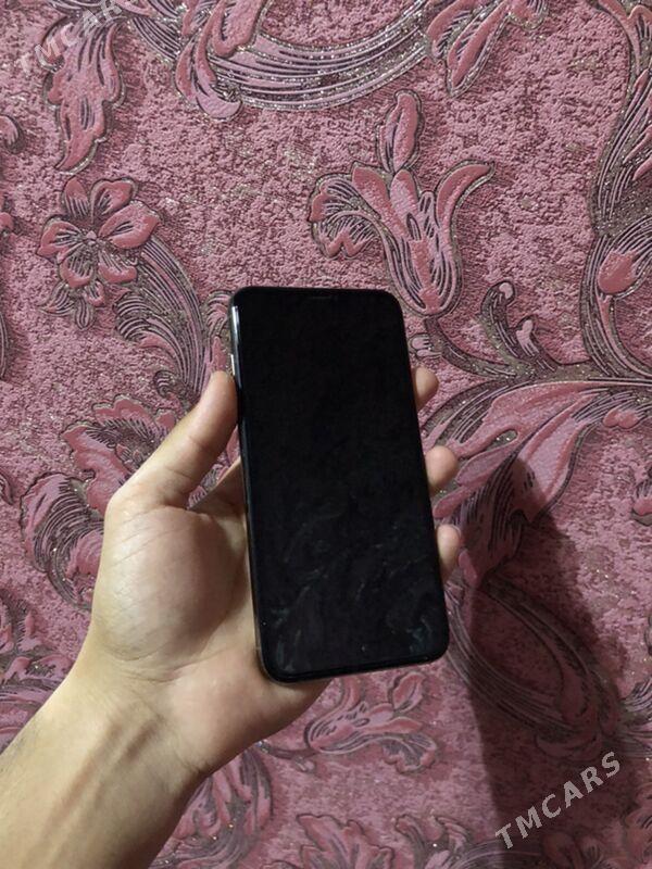 iPhone Xs Max - Mary - img 5