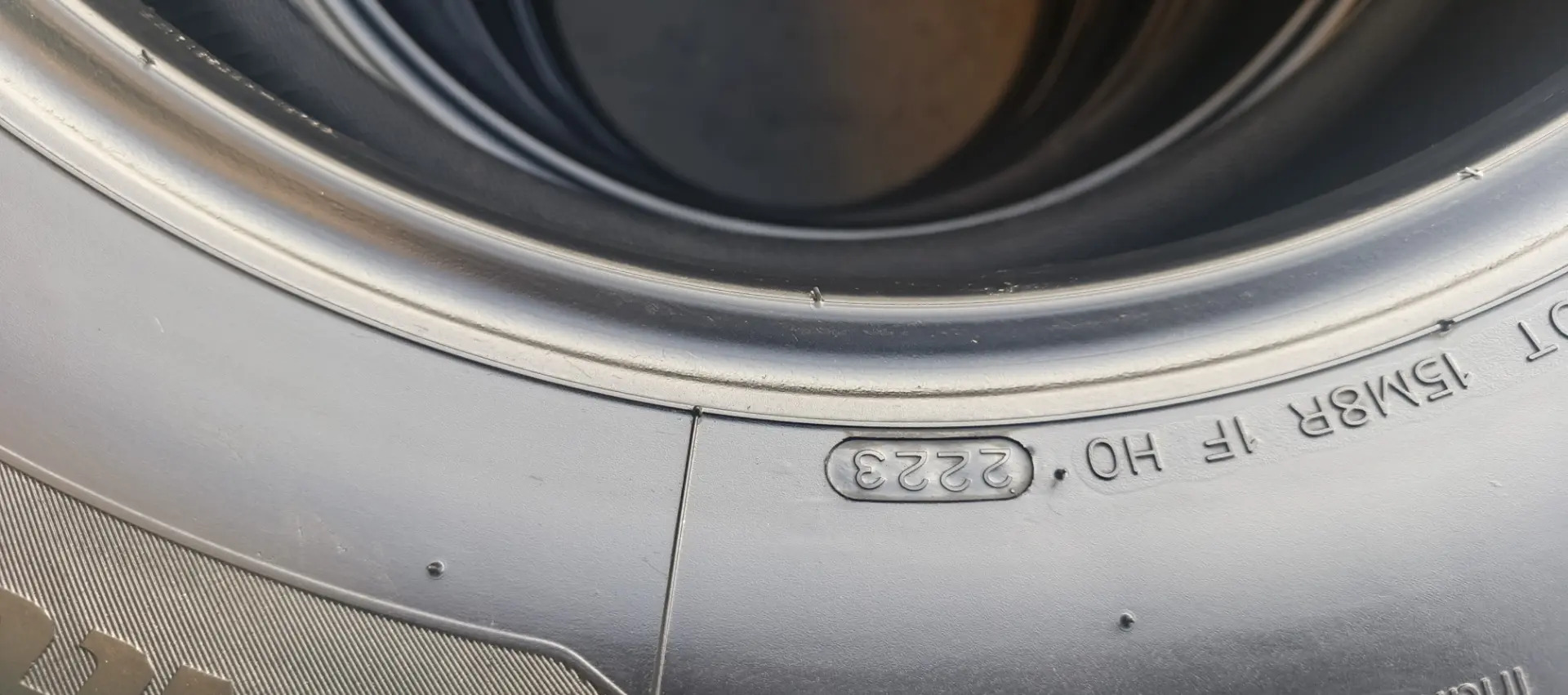 Hankook 235 65 17 1 450 TMT - Гарадамак - img 4