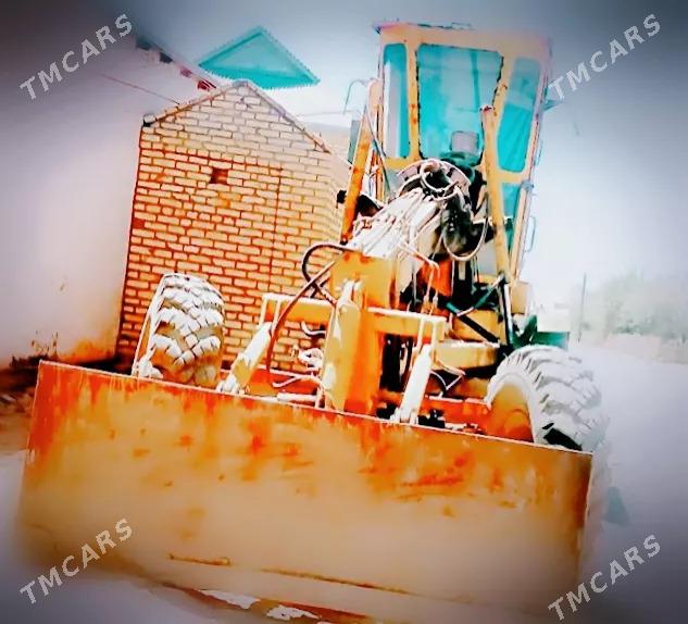 MTZ 80 1987 - 80 000 TMT - Мургап - img 4