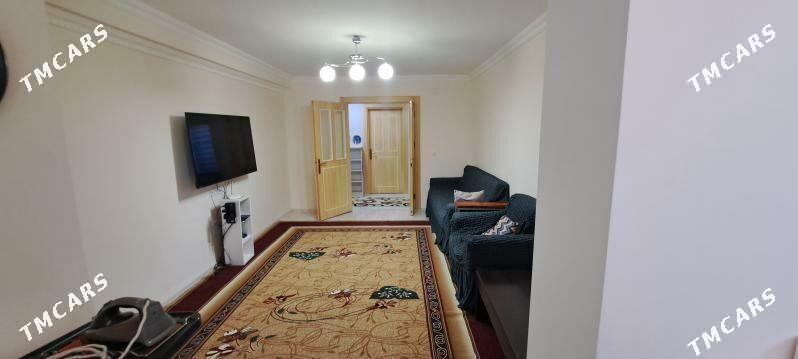 9-МКР, 3-КОМ. КВАРТИРА, 1-ЭТАЖ - 9 мкр - img 2