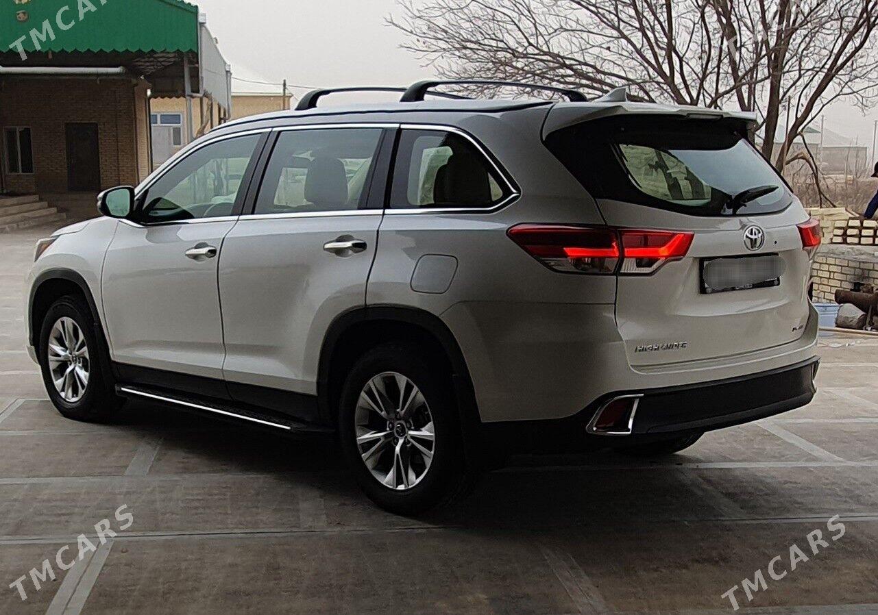 Toyota Highlander 2018 - 455 000 TMT - Mary - img 3