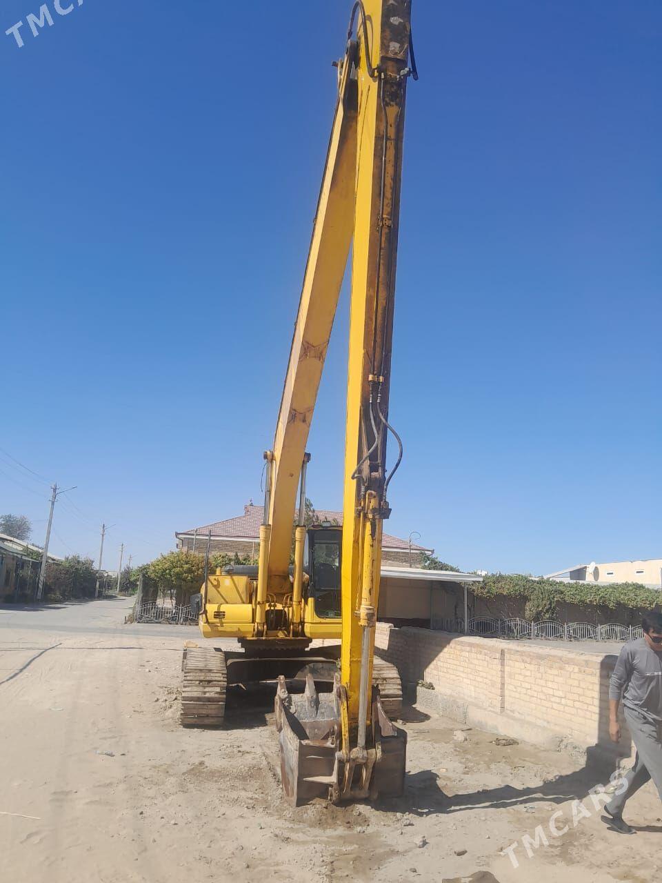 Komatsu PC200LC-8 2012 - 2 800 000 TMT - Фарап - img 5