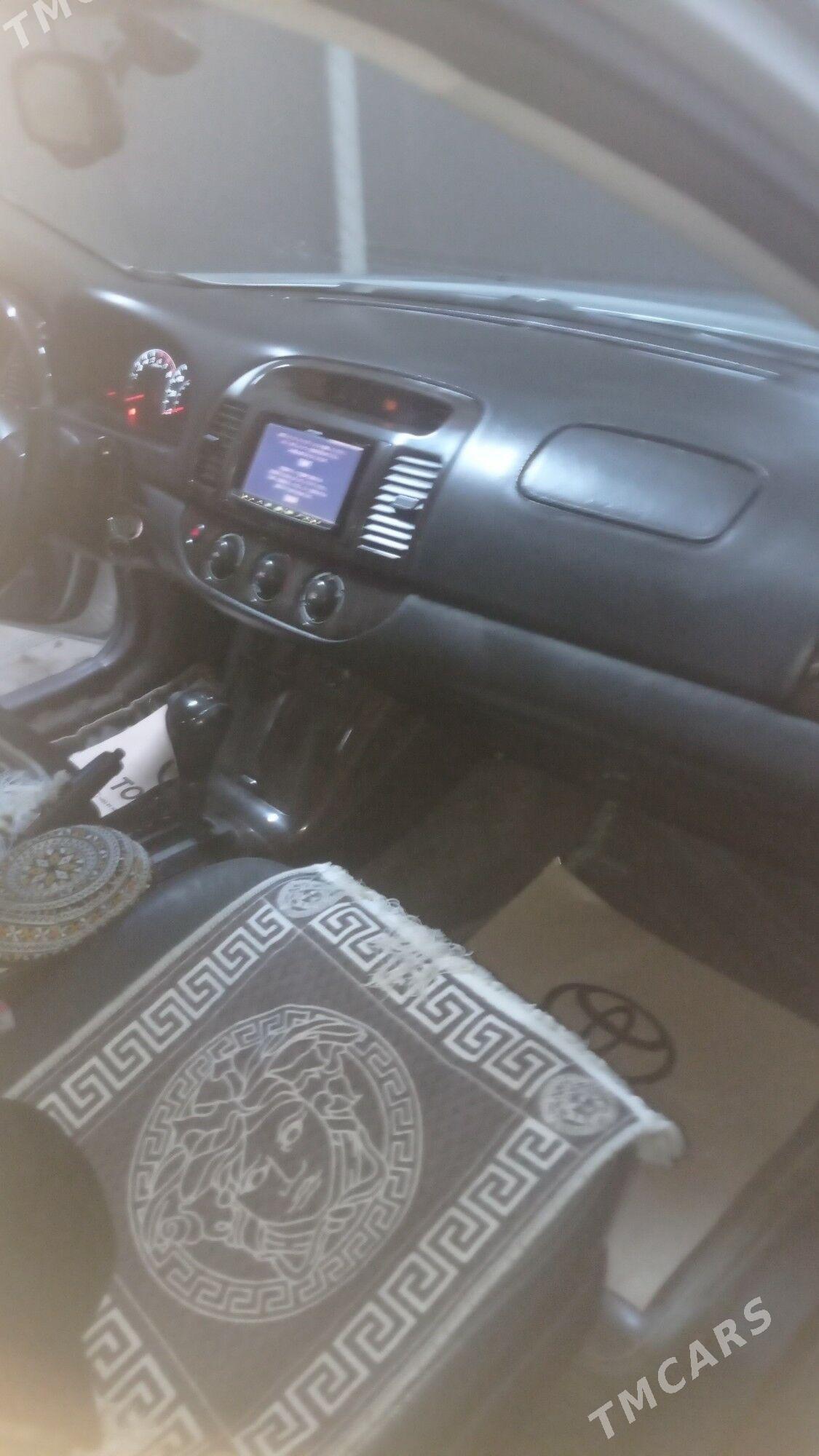 Toyota Camry 2005 - 240 000 TMT - Дашогуз - img 8