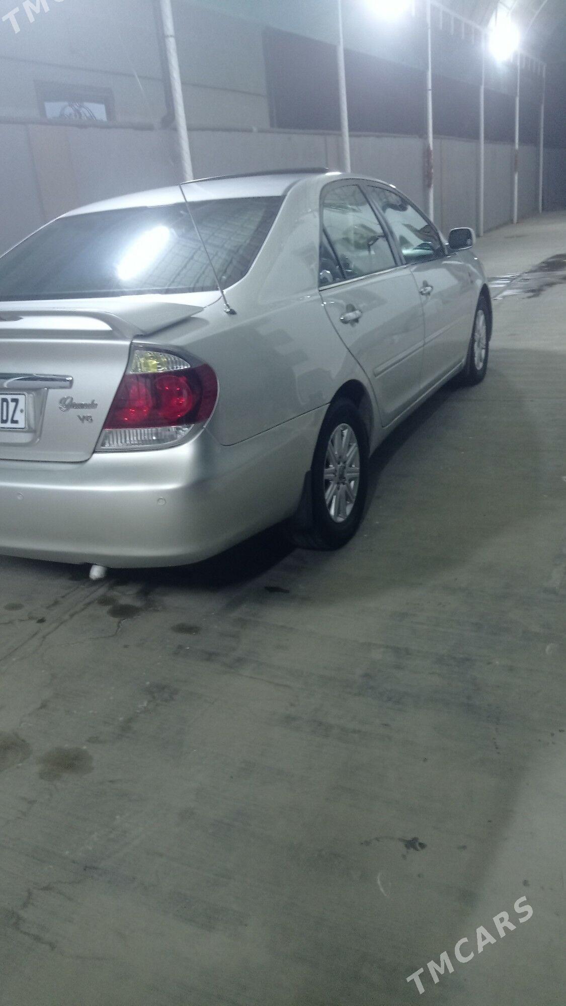 Toyota Camry 2005 - 240 000 TMT - Дашогуз - img 7