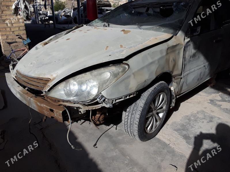 Lexus ES 300 2003 - 105 000 TMT - Мургап - img 2