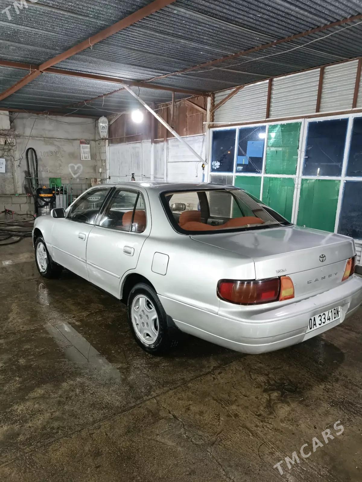 Toyota Camry 1995 - 69 000 TMT - Гызыларбат - img 4
