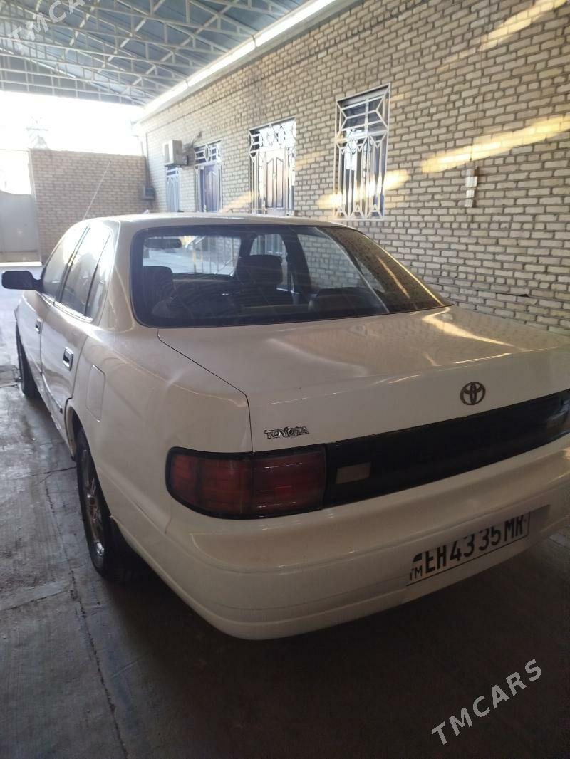 Toyota Camry 1992 - 79 000 TMT - Мары - img 7
