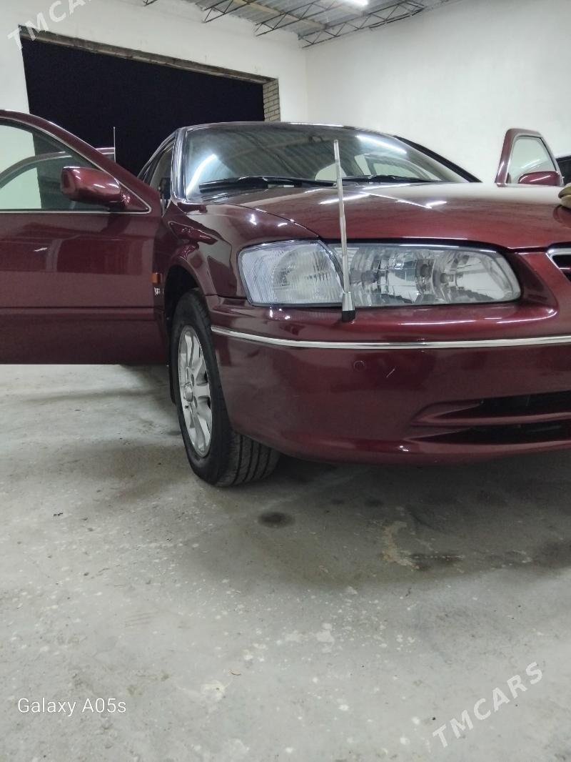 Toyota Camry 2000 - 140 000 TMT - Sakar - img 3