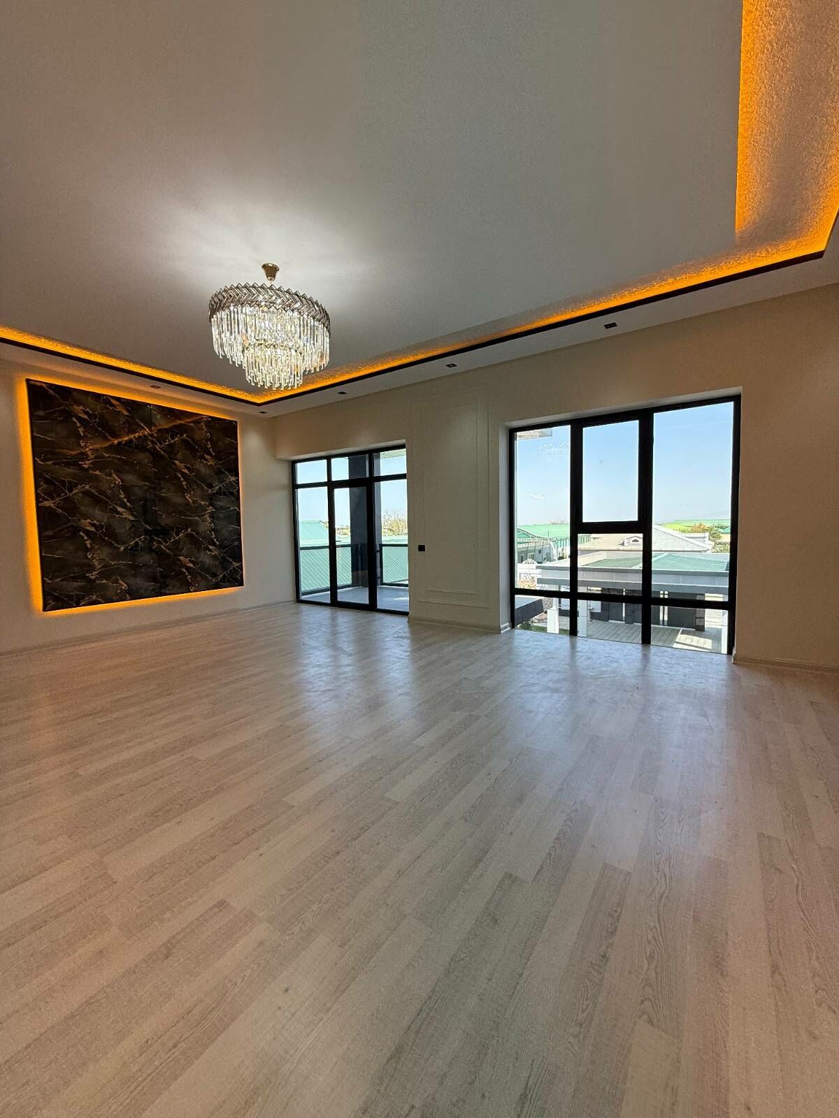 LUX KATEŹ SAG TARAP BAÝ OWA - Чоганлы - img 9