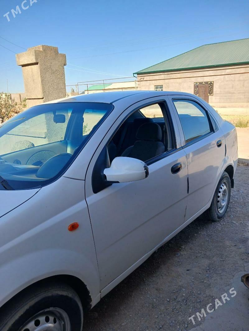 Daewoo Kalos 2002 - 50 000 TMT - Дашогуз - img 3