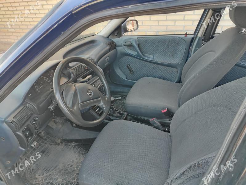 Opel Astra 1993 - 29 000 TMT - Murgap - img 5