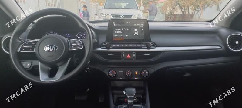 Kia Forte 2021 - 250 000 TMT - Теджен - img 5