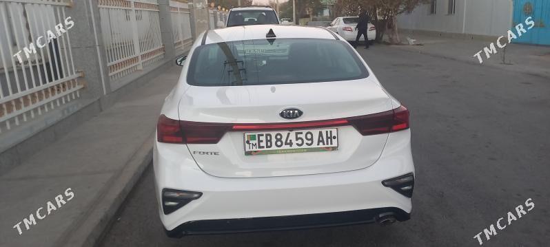 Kia Forte 2021 - 250 000 TMT - Теджен - img 4