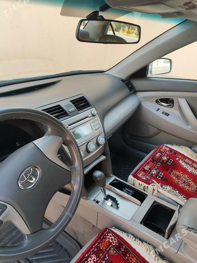 Toyota Camry 2011 - 220 000 TMT - Мары - img 4