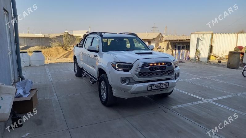 Toyota Tacoma 2021 - 430 000 TMT - Ёлётен - img 2
