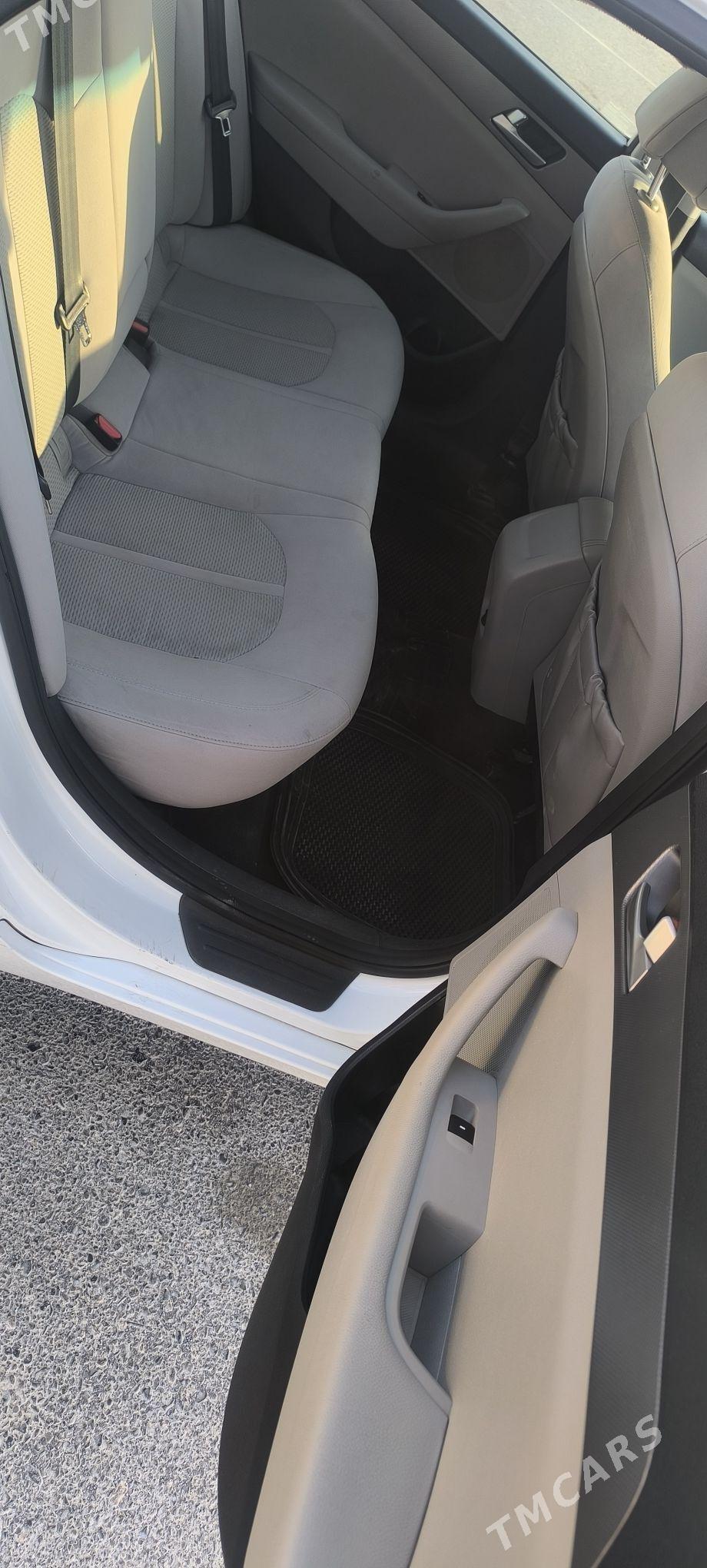 Hyundai Sonata 2016 - 180 000 TMT - Çärjew - img 7