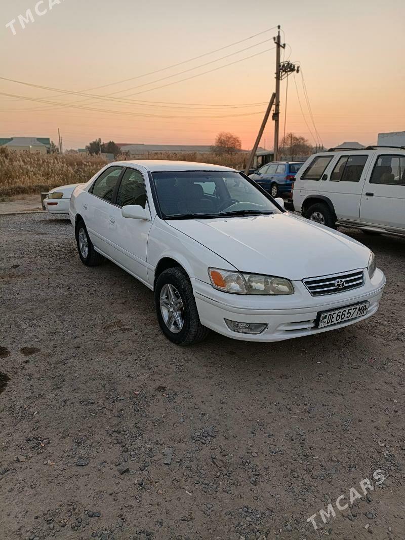 Toyota Camry 2001 - 133 000 TMT - Мары - img 2