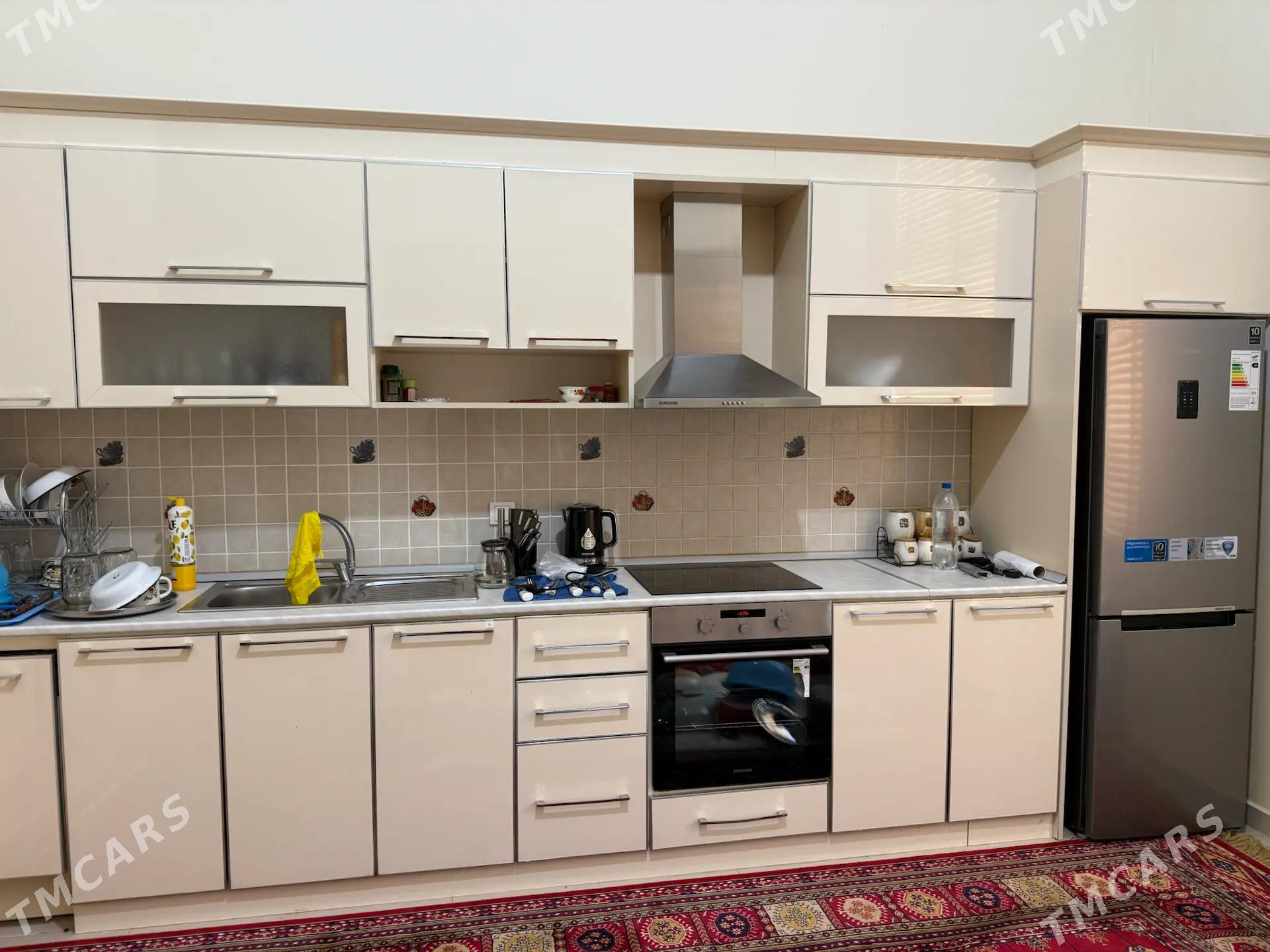  ЧЕХОВА 4 КОМ 9 ЭТАЖ  - Çehow köç. (A.Nyýazow şaýoly) - img 2