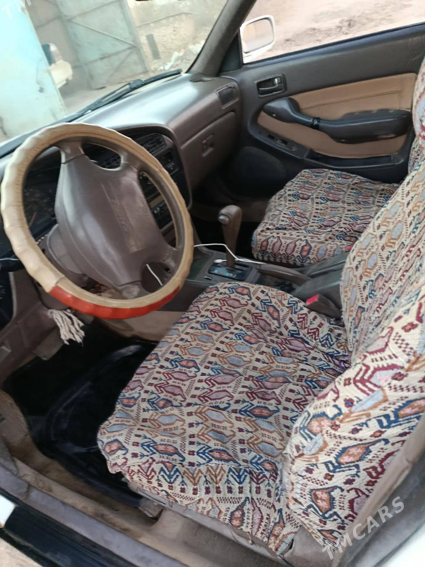 Toyota Camry 1994 - 80 000 TMT - Ходжамбаз - img 2