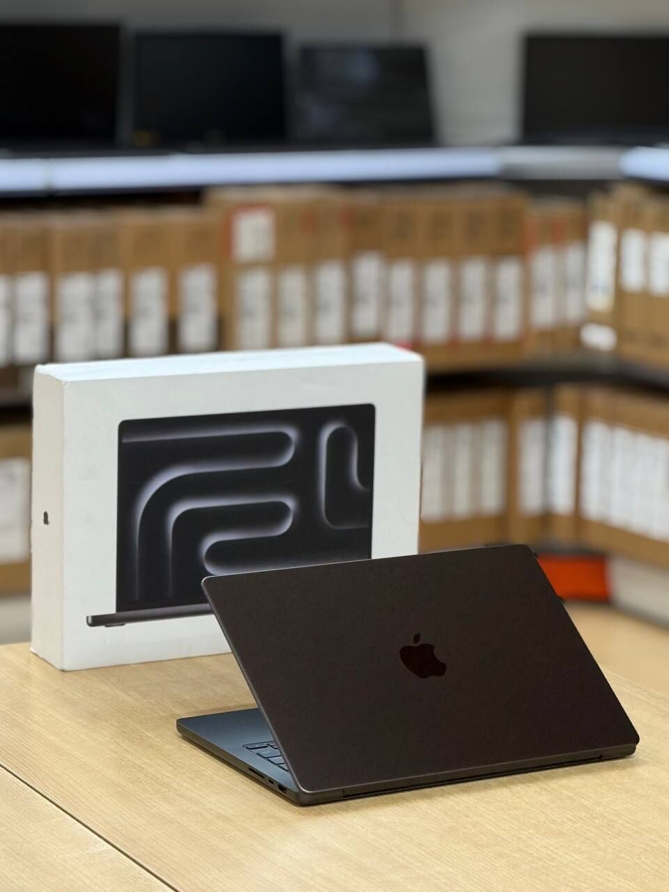 M4 Pro 24-RAM| MacBook Pro 14" - Aşgabat - img 5